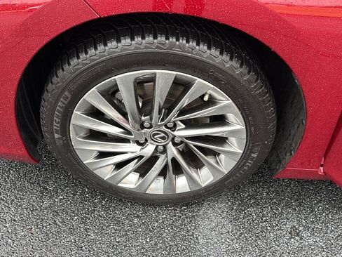 Certified 2022 Lexus ES 350 Ultra Luxury w/ Accessory Package 2 image 34