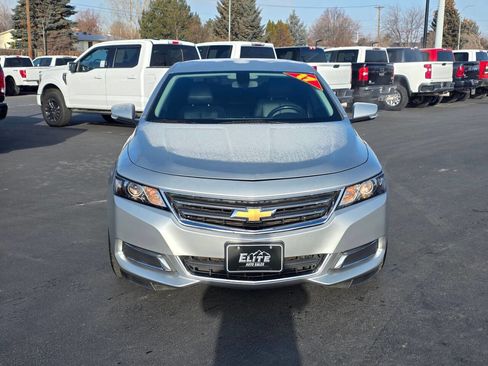 Used 2017 Chevrolet Impala LT image 2