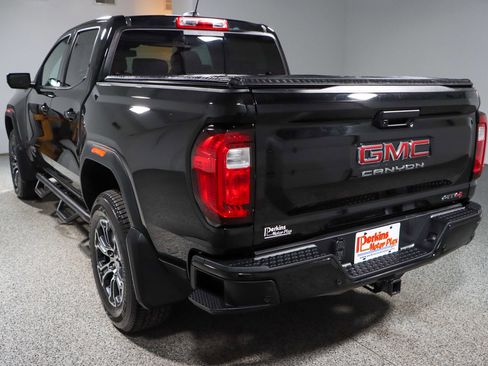 Used 2023 GMC Canyon AT4 w/ AT4 Premium Package image 9