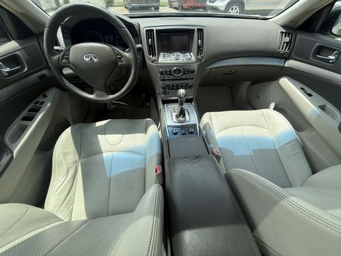 Used 2011 INFINITI G37 x Sedan w/ Premium Pkg AWD/4WD image 11