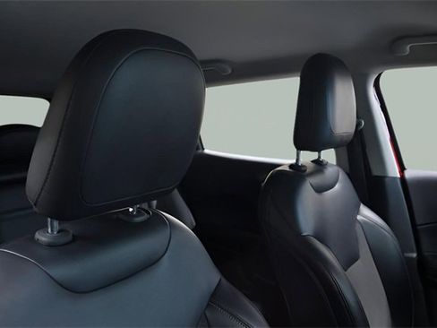 Used 2017 Jeep Compass Latitude w/ Popular Equipment Group image 16