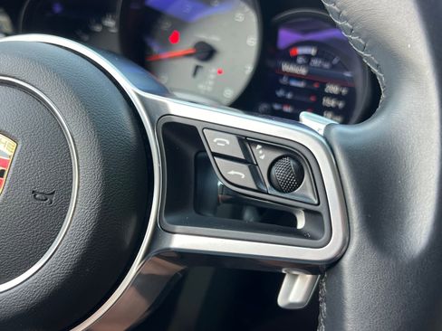 Used 2020 Porsche Macan S AWD/4WD image 18