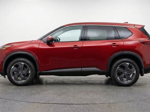 Used 2025 Nissan Rogue SV image 5
