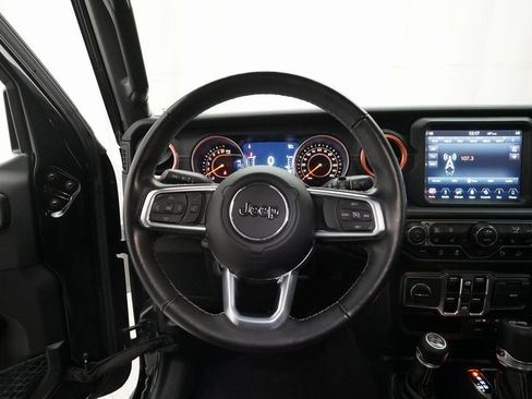 Used 2019 Jeep Wrangler Unlimited Sahara w/ Quick Order Package 24M Moab image 4