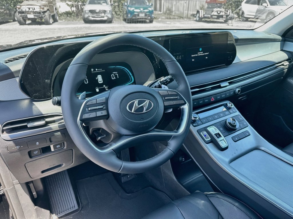 Certified 2025 Hyundai Palisade XRT FWD image 9