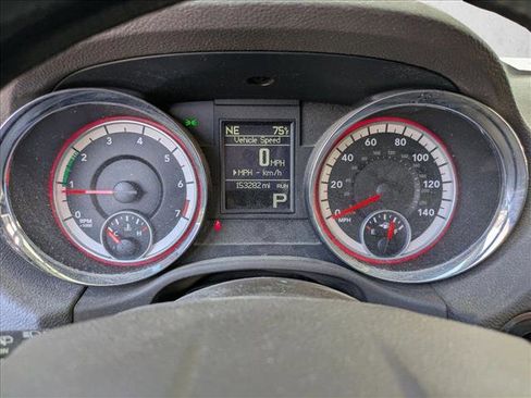 Used 2011 Dodge Durango Express image 9