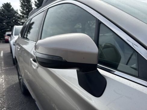 Used 2018 Subaru Outback 3.6R Limited image 14