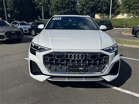 Certified 2024 Audi Q8 Premium Plus image 4