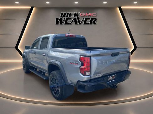 Used 2025 Chevrolet Colorado Trail Boss AWD/4WD image 4