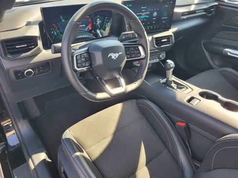Certified 2024 Ford Mustang Coupe image 9