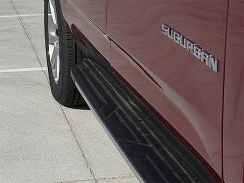 New 2026 Chevrolet Suburban Premier image 3