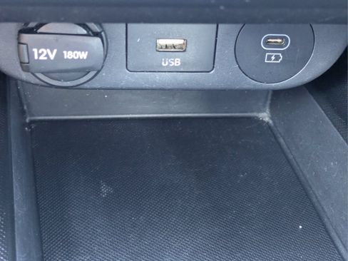 Used 2024 Hyundai Elantra SEL FWD image 19