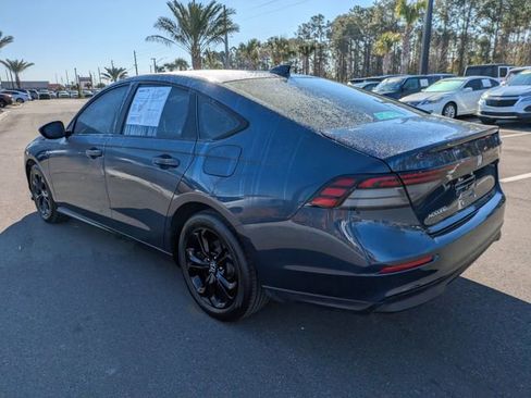 Used 2025 Honda Accord SE image 6