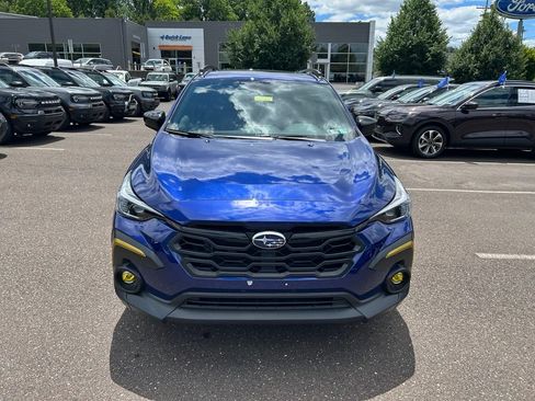 Used 2024 Subaru Crosstrek 2.5i Sport AWD/4WD image 2