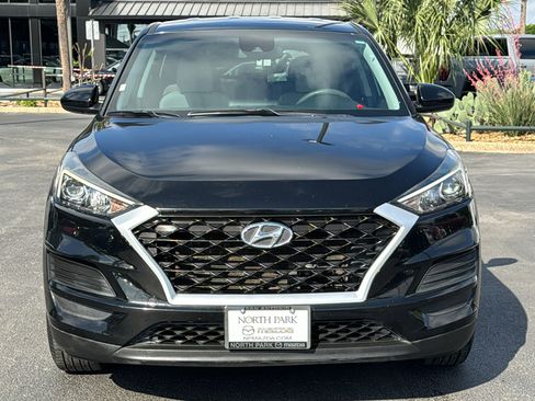 Used 2021 Hyundai Tucson SE image 3