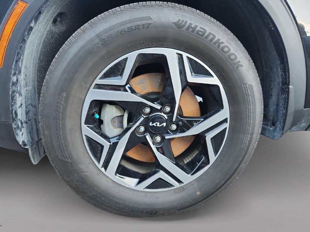 Certified 2023 Kia Sportage LX AWD/4WD image 9