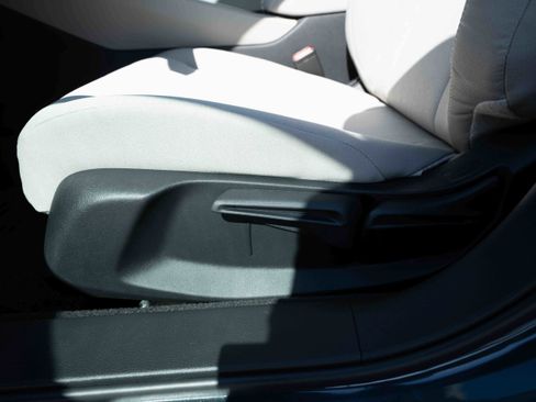 New 2025 Honda Accord LX image 12