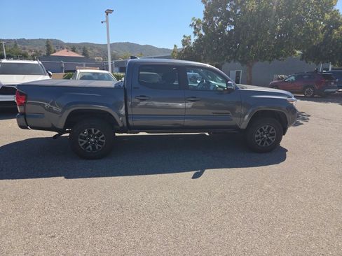 Used 2023 Toyota Tacoma SR5 w/ Technology Package AWD/4WD image 6