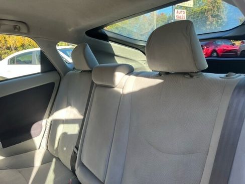 Used 2010 Toyota Prius Two image 15