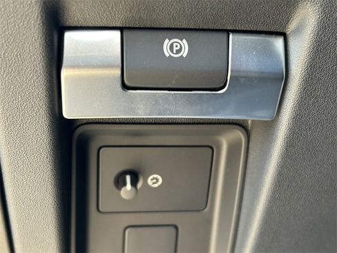 Used 2024 Land Rover Defender 130 Outbound image 29