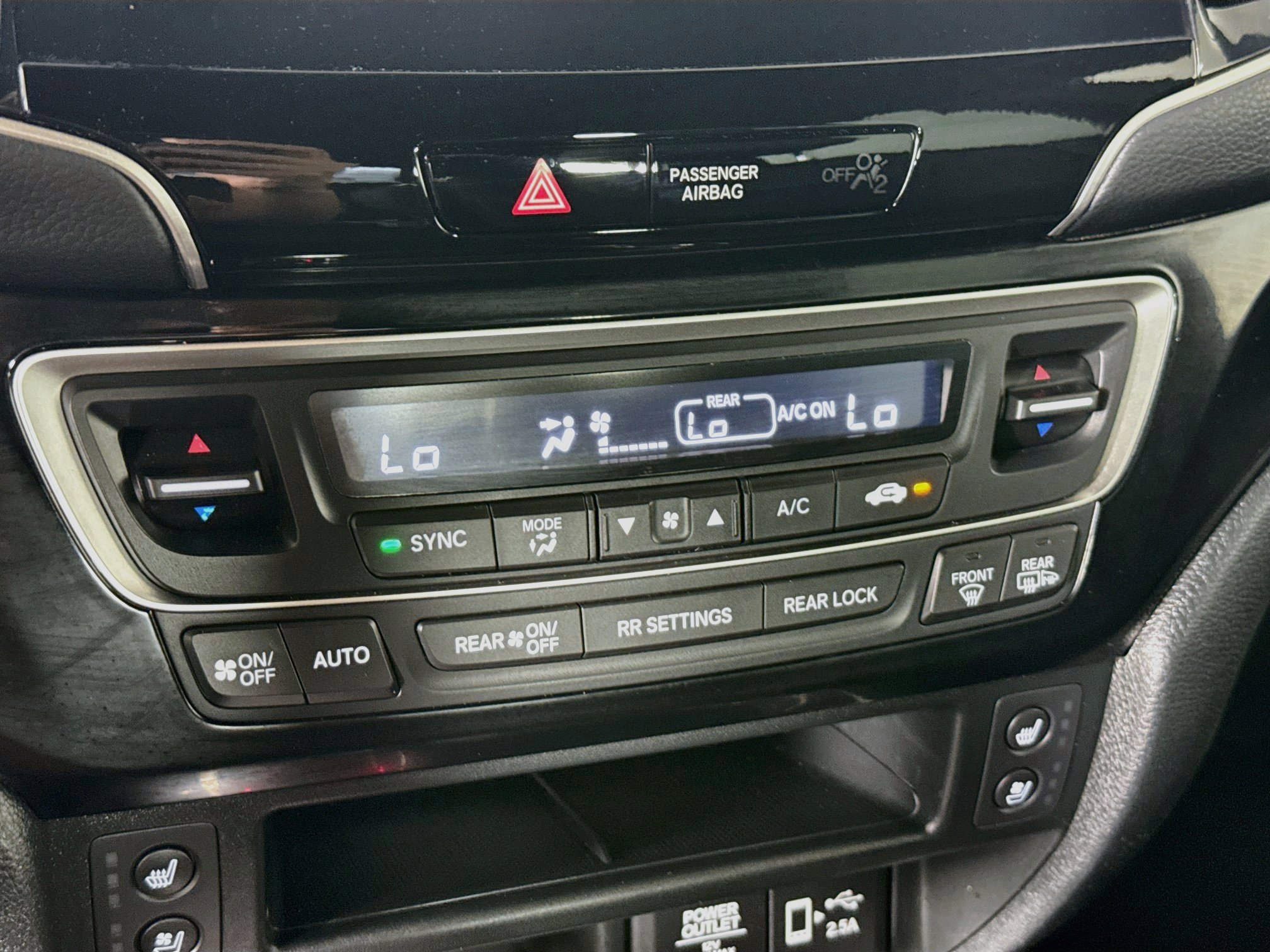 Used 2023 Honda Passport Elite image 19