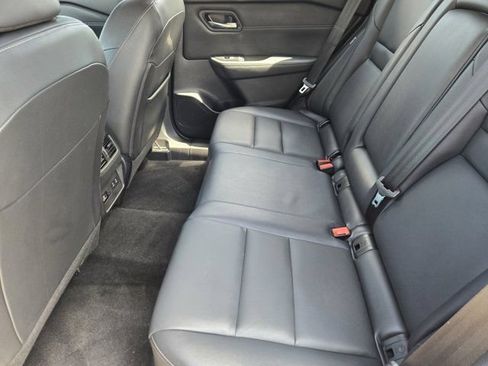 Used 2024 Nissan Rogue SL w/ SL Premium Package FWD image 32