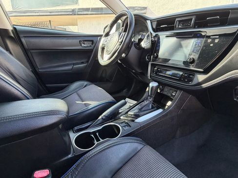 Used 2017 Toyota Corolla SE FWD image 13