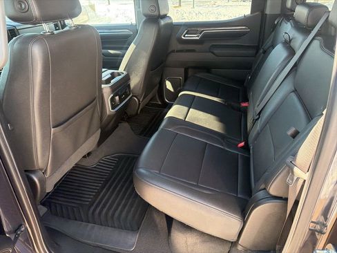 Used 2023 Chevrolet Silverado 1500 LTZ image 16