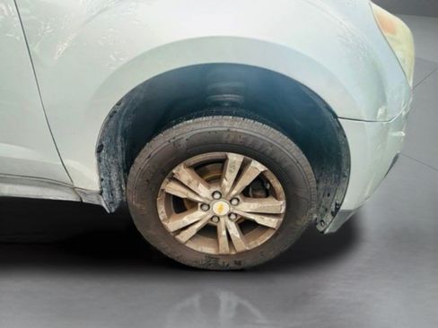 Used 2011 Chevrolet Equinox LS w/ Bluetooth Package FWD image 23