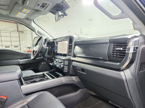 New 2026 Ford F250 Lariat w/ Black Appearance Package AWD/4WD image 39