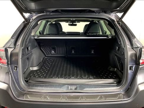 Used 2025 Subaru Outback Limited AWD/4WD image 29