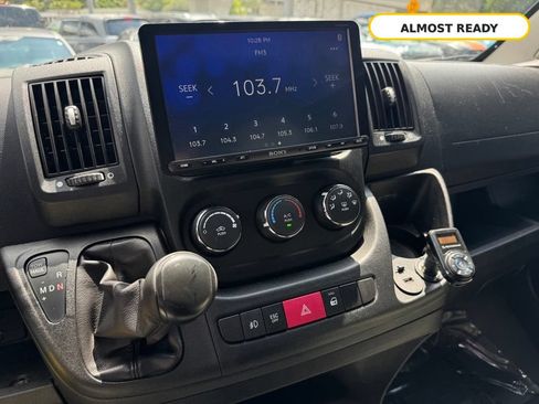 Used 2015 RAM ProMaster 2500 w/ Premium Appearance Group FWD image 19