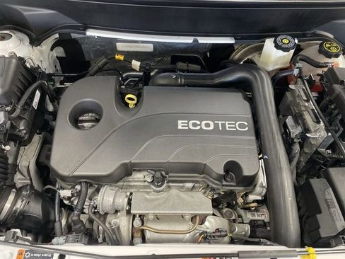 Used 2022 Chevrolet Equinox LT image 28