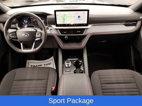 Used 2025 Ford Explorer ST-Line w/ ST-Line Street Pack image 13