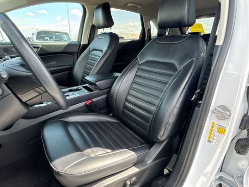 Used 2023 Ford Edge SEL image 42