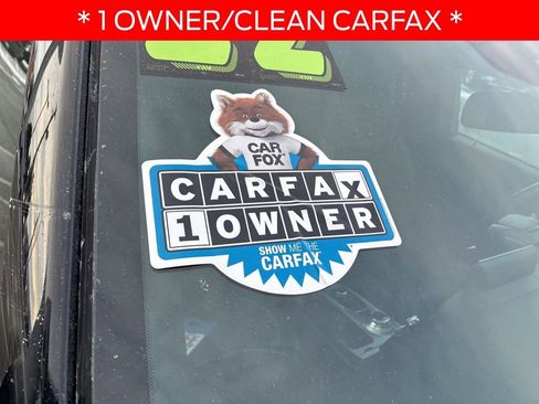 Certified 2022 Ford Explorer ST w/ ST Street Pack image 5