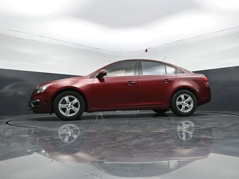Used 2016 Chevrolet Cruze LT FWD image 49
