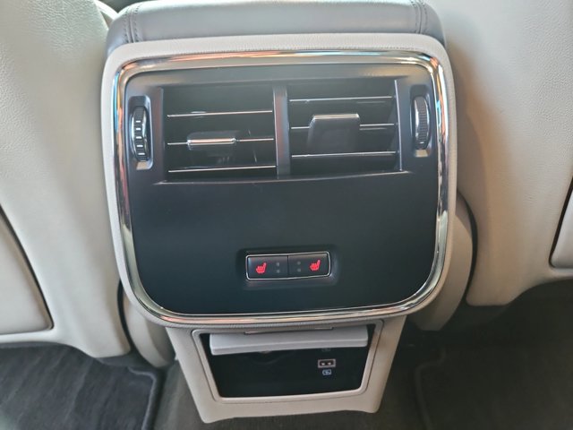 Used 2020 Lincoln Continental w/ Convenience Package FWD image 18