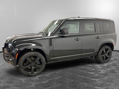 New 2026 Land Rover Defender 110 X-Dynamic SE AWD/4WD image 2