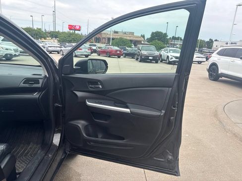 Used 2016 Honda CR-V Touring image 25