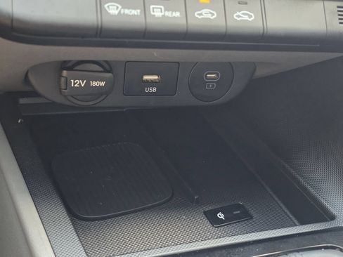 Certified 2025 Hyundai Elantra Sport FWD image 23
