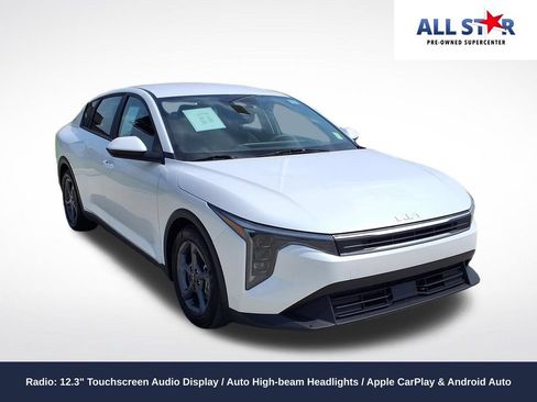 Used 2025 Kia K4 FWD image 1