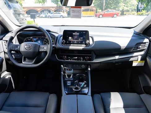 New 2026 Nissan Rogue Dark Armor AWD/4WD image 9