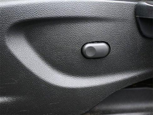 Used 2019 Chevrolet Trax LS image 12