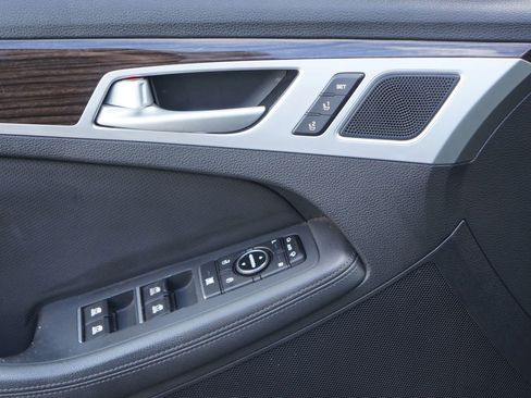 Used 2017 Genesis G80 3.8 w/ Option Group 02 image 19