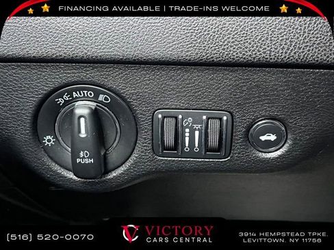 Used 2023 Chrysler 300 Touring L w/ Popular Equipment Group image 30