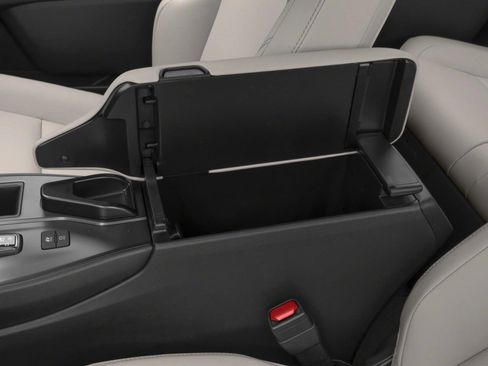 New 2026 Lexus UX 300h FWD image 10