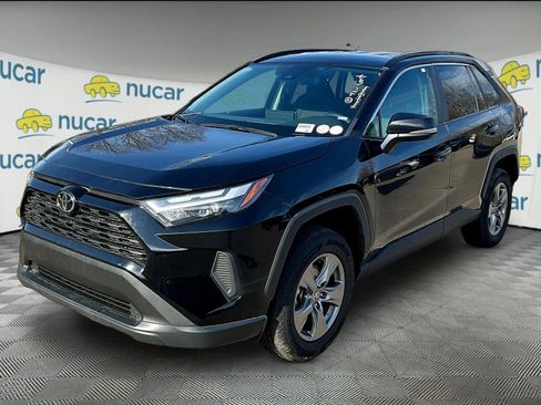 Used 2024 Toyota RAV4 XLE image 2