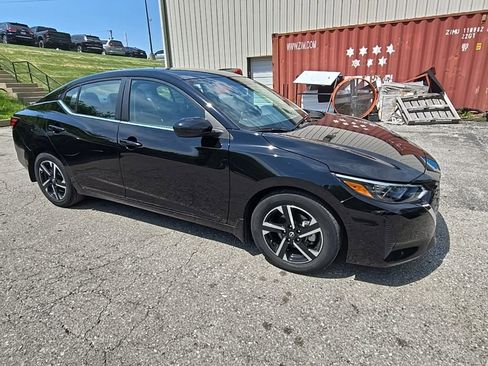 Used 2024 Nissan Sentra SV w/ All-Weather Package FWD image 10