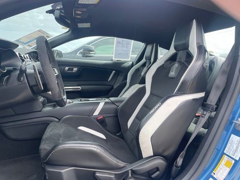 Used 2020 Ford Mustang Shelby GT500 w/ Technology Package RWD image 7